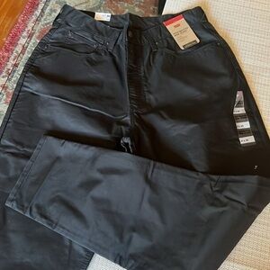 MOM HIGH WAISTED , LEVI’S Black Pants, 👖 not denim size31/30 NEW!